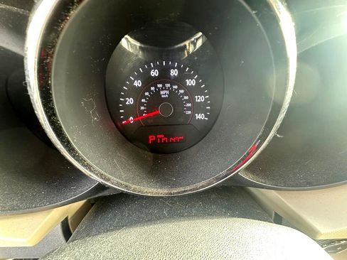 Used 2010 Kia Soul ! image 12