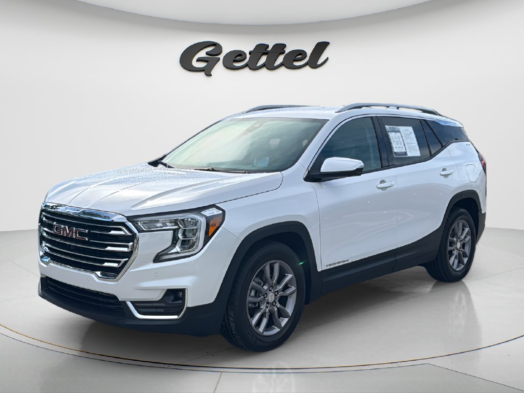 Used 2024 GMC Terrain SLT w/ Tech Package FWD image 1