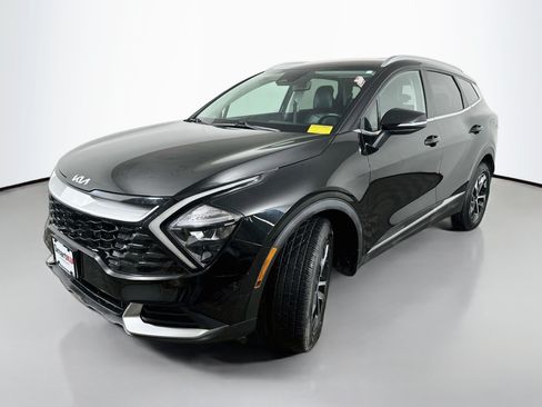 Used 2023 Kia Sportage EX AWD/4WD image 3