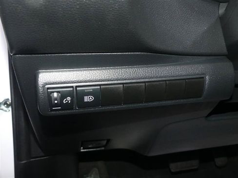 Used 2022 Toyota Corolla LE FWD image 28