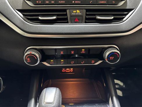 Used 2021 Nissan Altima 2.5 SV image 25