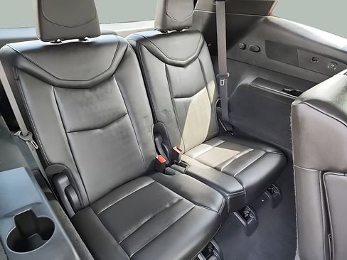 Used 2023 Cadillac XT6 Premium Luxury image 22