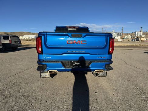 Used 2023 GMC Sierra 1500 AT4 w/ Technology Package image 6