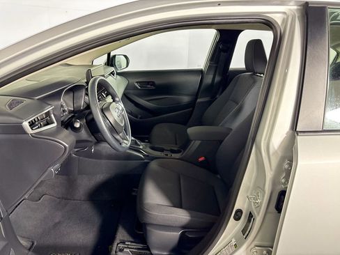 Used 2024 Toyota Corolla LE FWD image 11