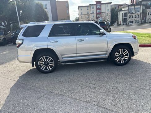Used 2021 Toyota 4Runner Limited AWD/4WD image 6