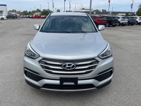 Used 2018 Hyundai Santa Fe Sport image 3