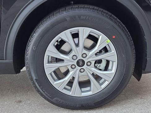 New 2026 Ford Escape Active w/ Cold Weather Package FWD image 7
