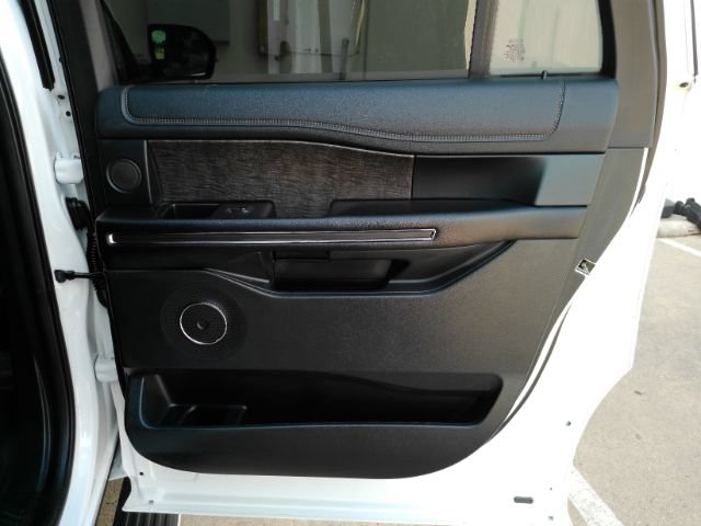 Used 2021 Ford Expedition Max Limited RWD image 26