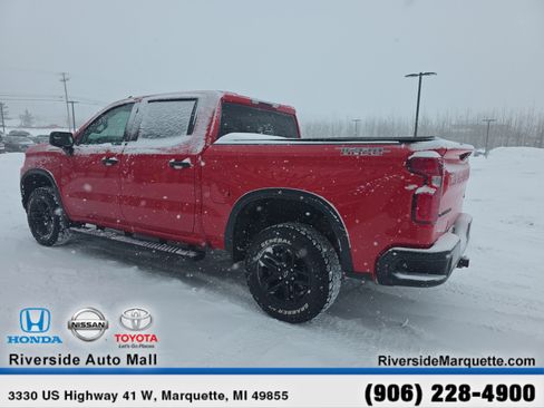 Used 2021 Chevrolet Silverado 1500 Custom Trail Boss w/ LPO, Dark Essentials Package image 6