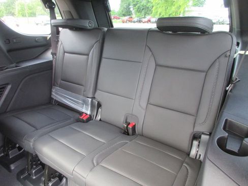 New 2026 GMC Yukon Denali w/ Denali Reserve Package AWD/4WD image 13