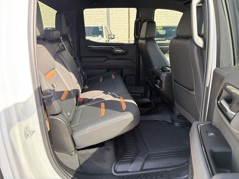 Used 2025 GMC Sierra 1500 AT4 AWD/4WD image 26
