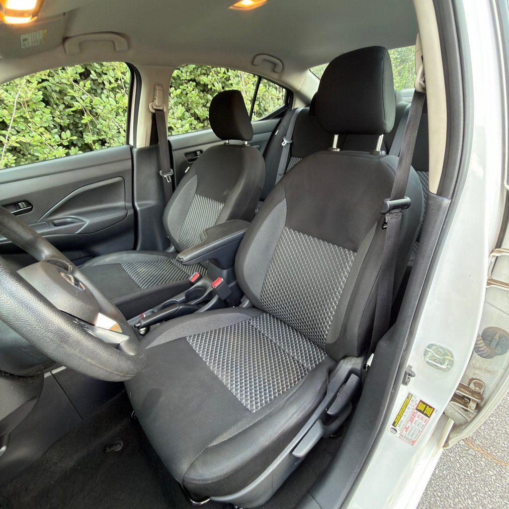 Used 2020 Nissan Versa S FWD image 10