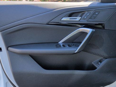 Used 2025 BMW X1 xDrive28i w/ Technology Package image 14