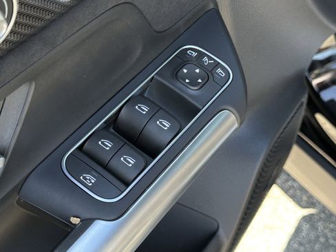 New 2026 Mercedes-Benz GLA 35 AMG 4MATIC image 15