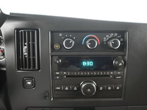 Used 2014 Chevrolet Express 3500 LS RWD image 16
