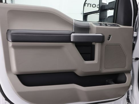 Used 2022 Ford F250 XLT w/ XLT Premium Package image 40