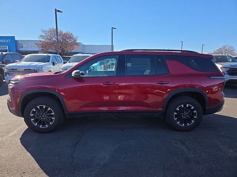 New 2026 Chevrolet Traverse Z71 w/ Enhanced Driving Package image 2