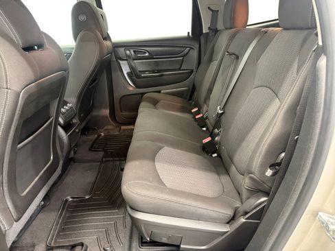 Used 2017 Chevrolet Traverse LT w/ Style and Technology Package AWD/4WD image 10