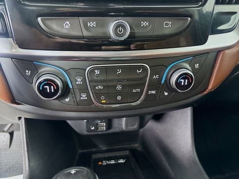 Used 2020 Chevrolet Traverse High Country w/ LPO, Floor Liner Package AWD/4WD image 18