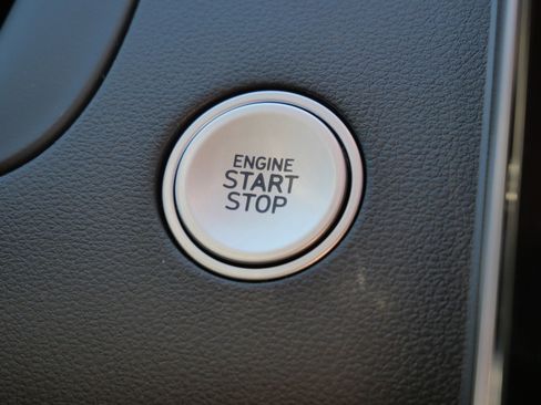 Used 2023 Hyundai Santa Cruz SEL Premium image 30