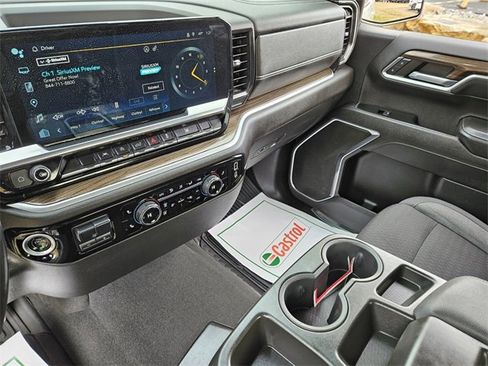 Used 2022 Chevrolet Silverado 1500 LT image 21