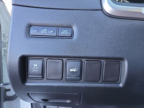 Used 2015 Nissan Murano SL w/ SL Technology Package image 16