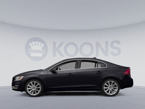 Used 2016 Volvo S60 T5 Premier AWD/4WD image 4