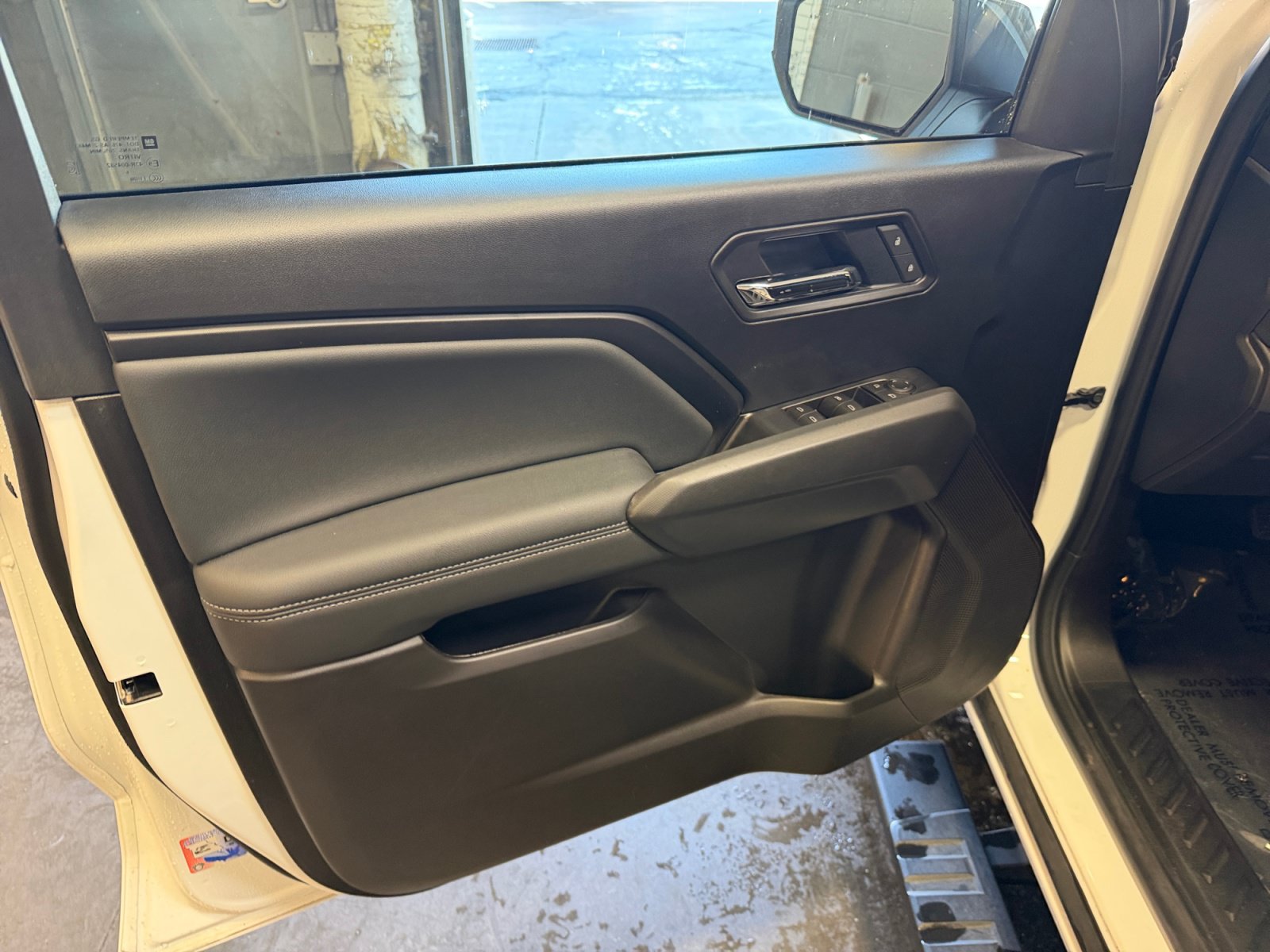 New 2026 Chevrolet Colorado LT w/ LT Convenience Package AWD/4WD image 13