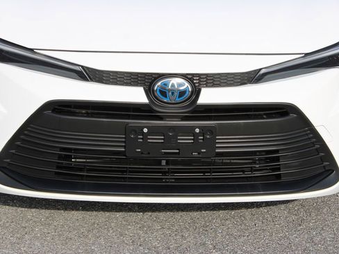 Used 2024 Toyota Corolla LE image 53