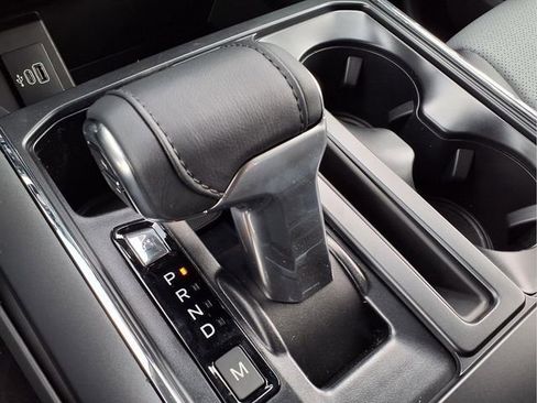 New 2026 Ford F150 Lariat w/ Equipment Group 501A Mid image 17