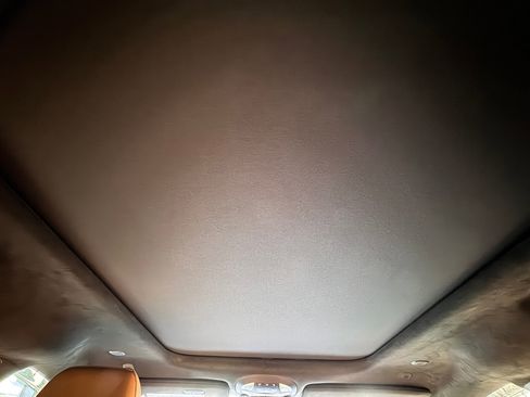 Used 2023 Chrysler Pacifica Pinnacle image 32