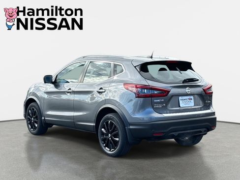 Used 2022 Nissan Rogue Sport SV w/ Technology Package image 4