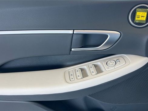 New 2025 Hyundai Sonata SEL image 11
