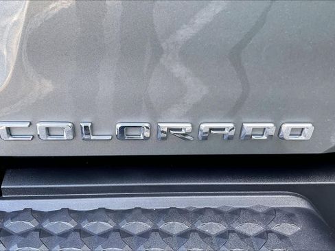 Used 2026 Chevrolet Colorado Z71 w/ Technology Package AWD/4WD image 9