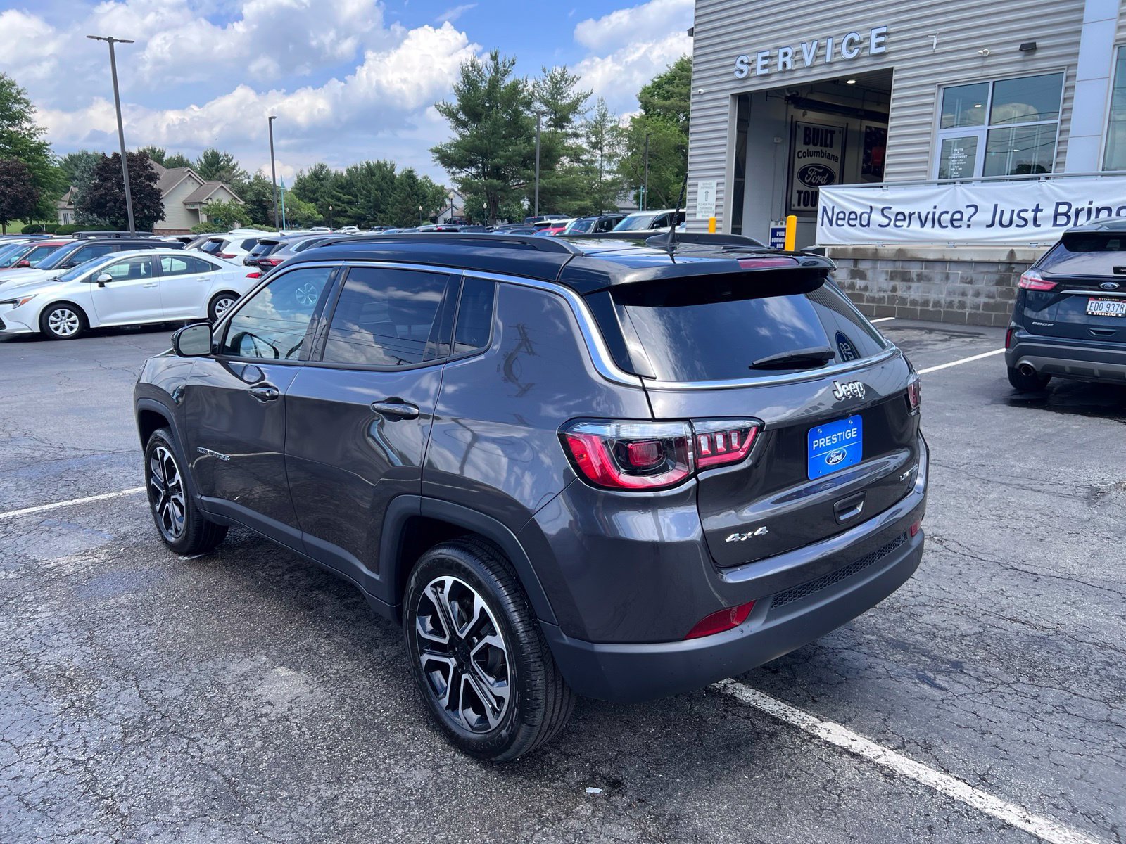 Used 2022 Jeep Compass Limited w/ Sun and Sound Group AWD/4WD image 6