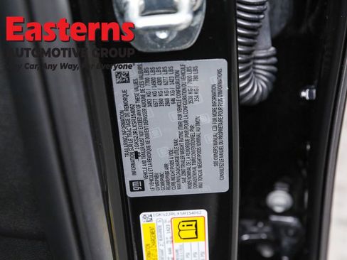 Used 2025 GMC Yukon XL Denali w/ Denali Reserve Package image 39