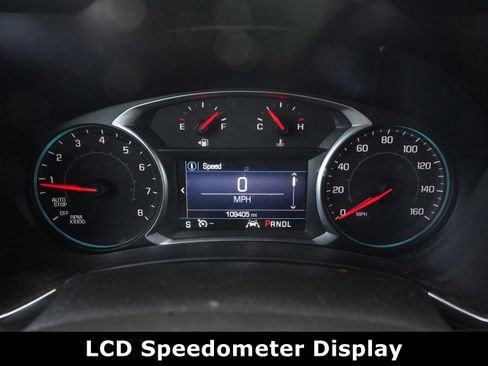 Used 2020 Chevrolet Equinox LT w/ Driver Convenience Package image 24