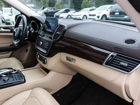 Used 2018 Mercedes-Benz GLE 43 AMG 4MATIC image 42