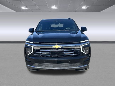 Used 2025 Chevrolet Tahoe LT image 8