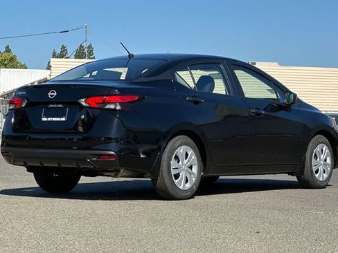 New 2025 Nissan Versa S w/ Trunk Package image 4