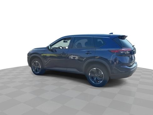 Used 2024 Nissan Rogue SV AWD/4WD image 7