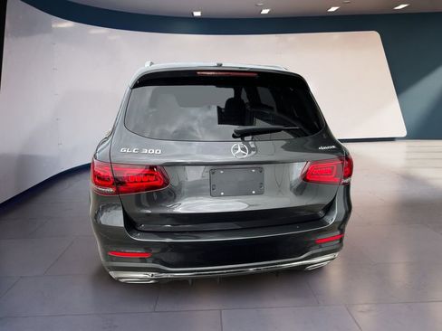 Certified 2022 Mercedes-Benz GLC 300 4MATIC w/ AMG Line image 4