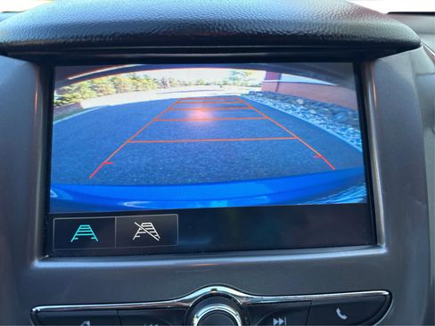 Used 2016 Chevrolet Cruze LT FWD image 25