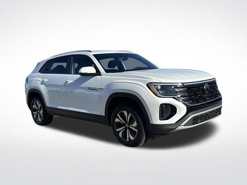 Used 2026 Volkswagen Atlas Cross Sport SE FWD image 9