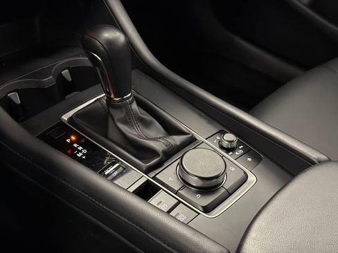 Used 2023 MAZDA MAZDA3 s image 25