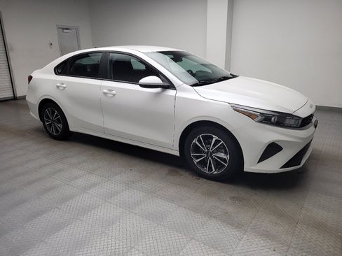 Used 2023 Kia Forte LXS FWD image 11