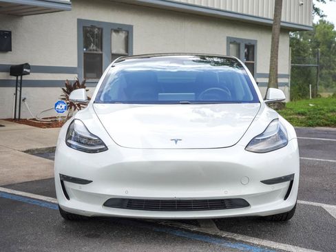 Used 2019 Tesla Model 3 Standard Range Plus RWD image 2