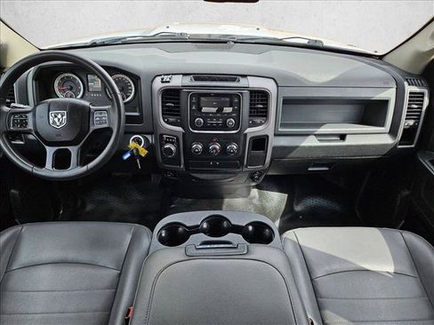 Used 2018 RAM 1500 Tradesman RWD image 16