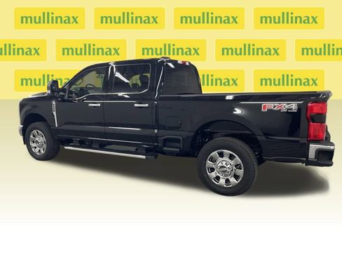 New 2026 Ford F250 Lariat w/ Chrome Package image 10