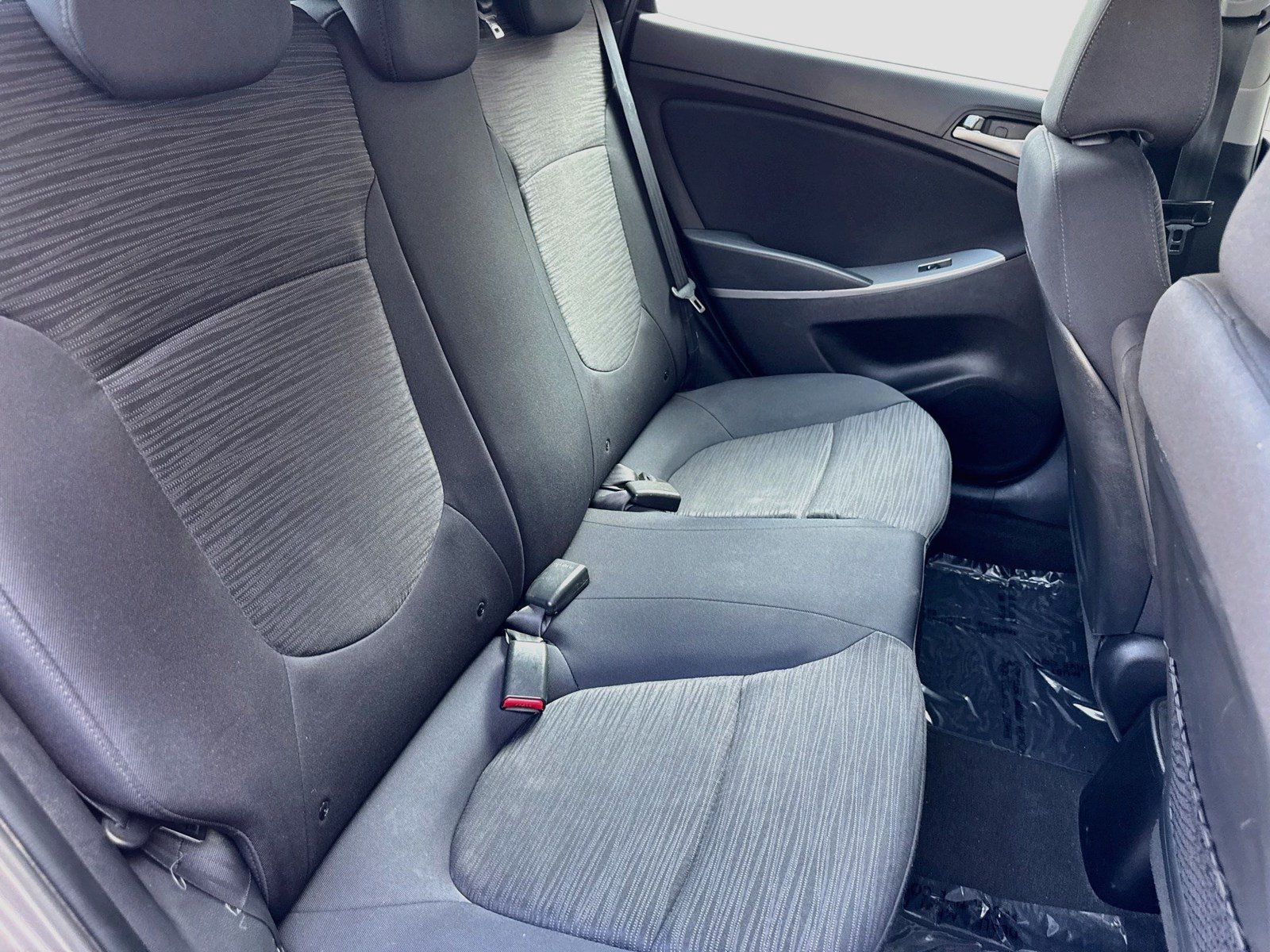 Used 2017 Hyundai Accent SE FWD image 15